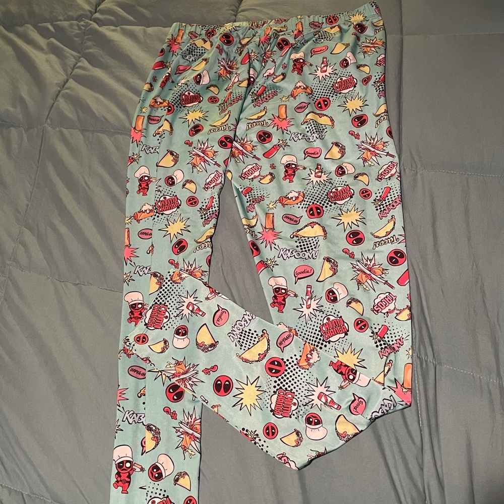 Baby Deadpool taco leggings